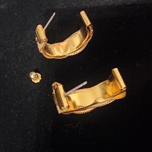 Retro earings braided chain gold tone